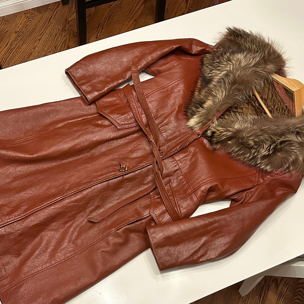 Vintage long  Leather Jacket w/ fur - See measurements